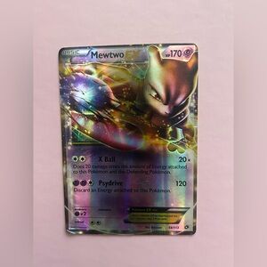 Mewtwo Pokémon card EX.